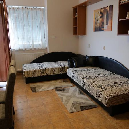Eva Apartman Szigetvár Exterior foto