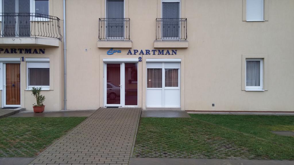 Eva Apartman Szigetvár Exterior foto